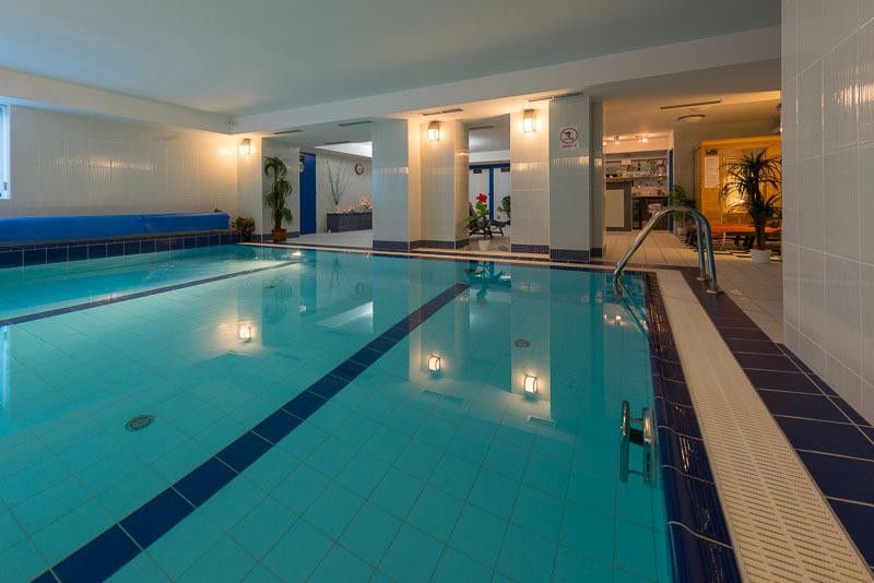 Hotel Tommy Wellness & Spa Наход Экстерьер фото